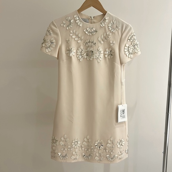 NWT Cream Valentino Mini Dress. Pockets Sequence.Size 36